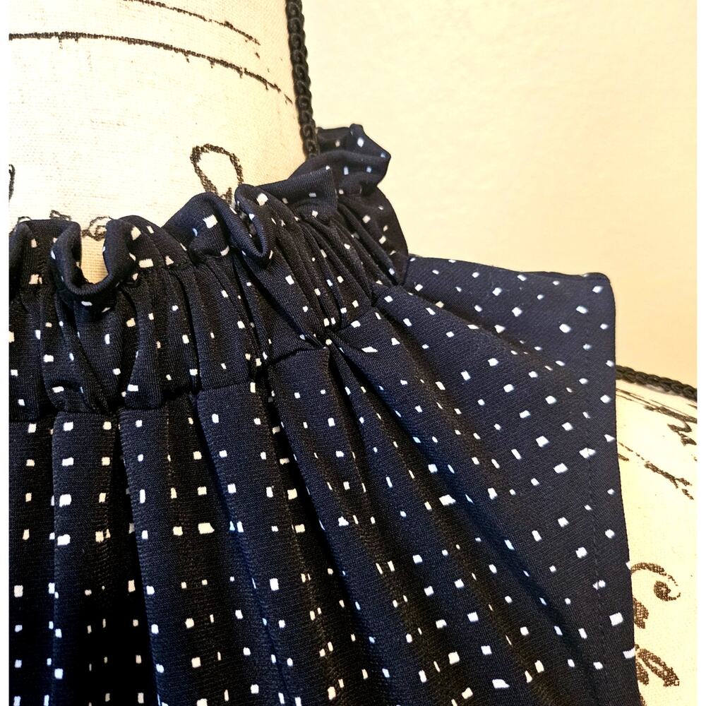 Banana Republic Women's Sleeveless High Neck Ruffle Navy/White Dots Top, Medium